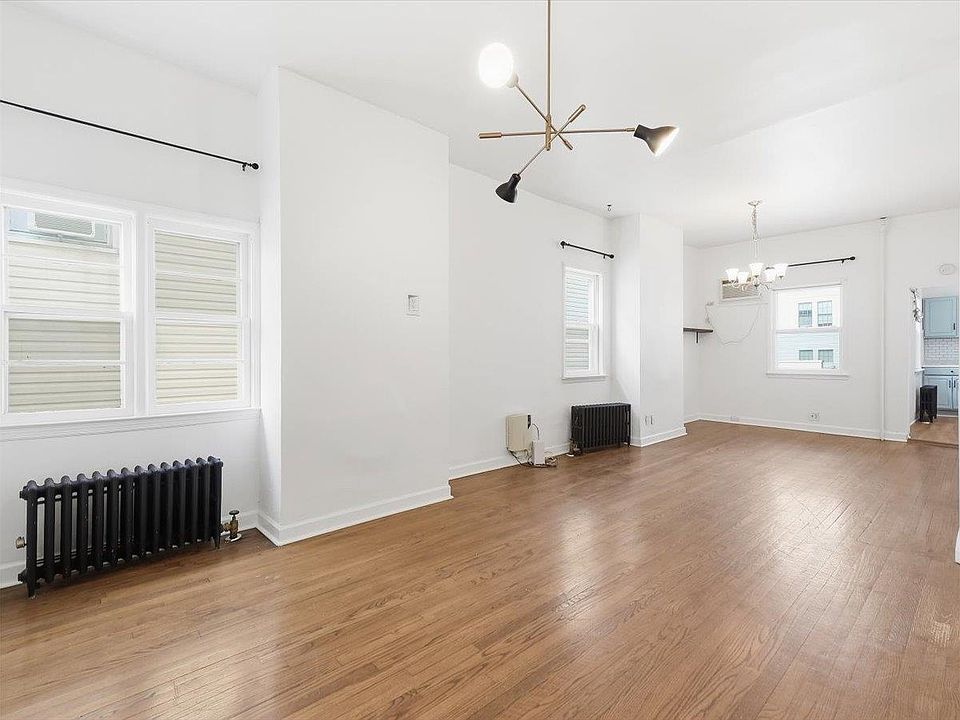 1st image of 110 Grace St