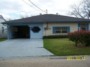 1721 Eleanor St, Lake Charles, LA 70615