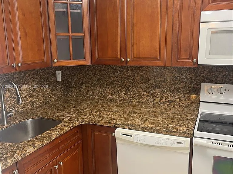 1901 Brickell Ave #B1504 — Photo 6