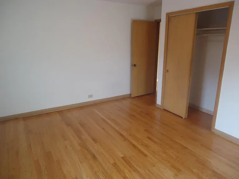 4950 Greenwood Ave #3E — Photo 10