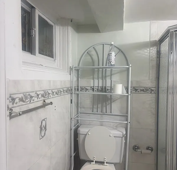 2561 Pearsall Ave #BASEMENT — Photo 7