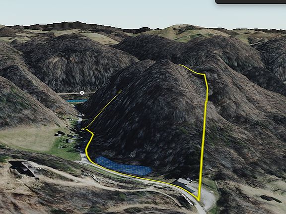 5th image of 496 River Rd