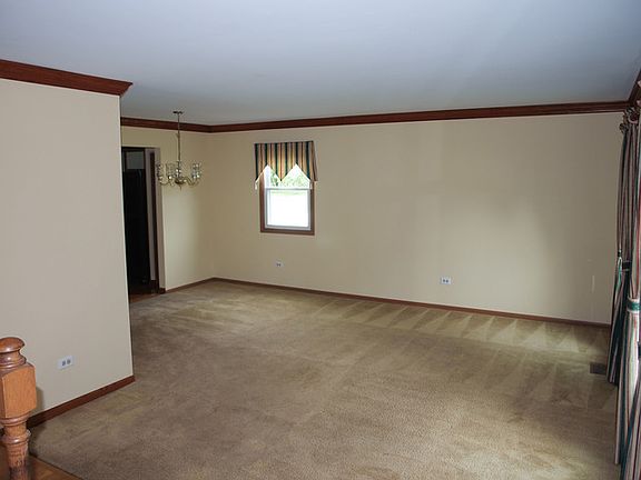 4th image of 1894 Rosemary Ln