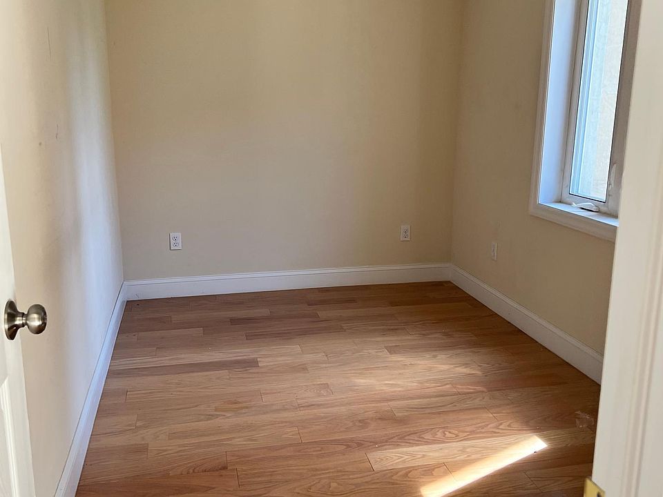 1st image of 3227 Griswold Ave #Na