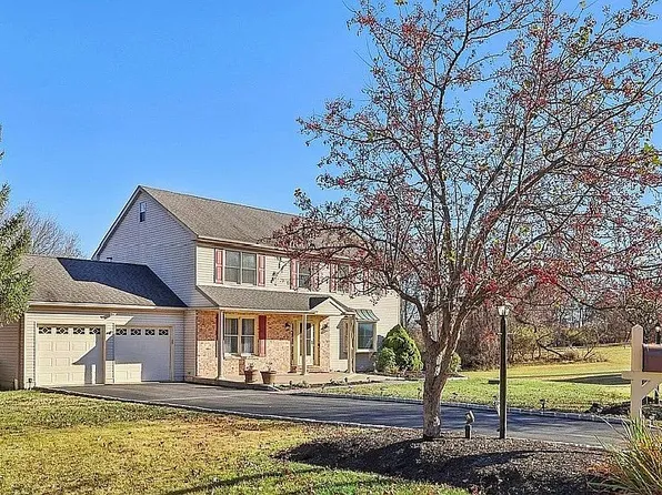 107 Diane Cir, Eagleville, PA 19403