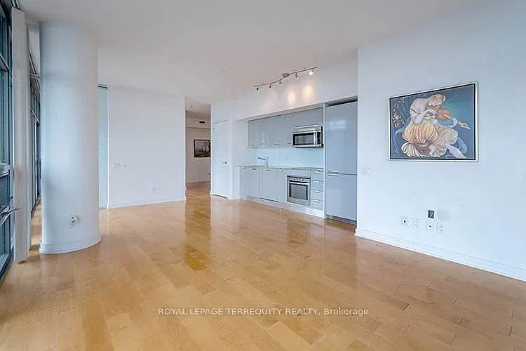 3 bed, $3,850 — Photo 3