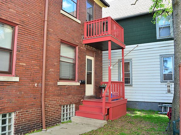 4th image of 909 E Wright St