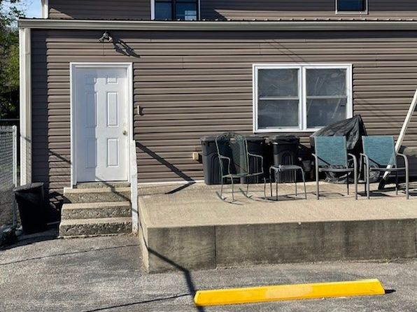 640 Michigan Ave #201