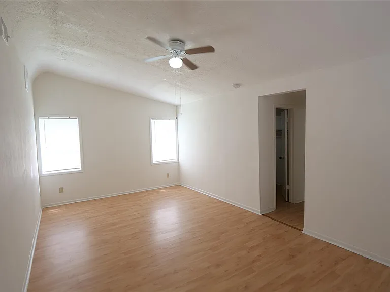 5231 Beechnut St — Photo 18