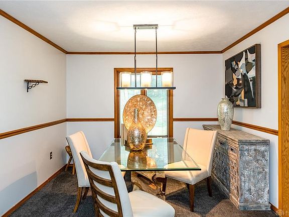 5th image of 4571 Valley Brook Dr