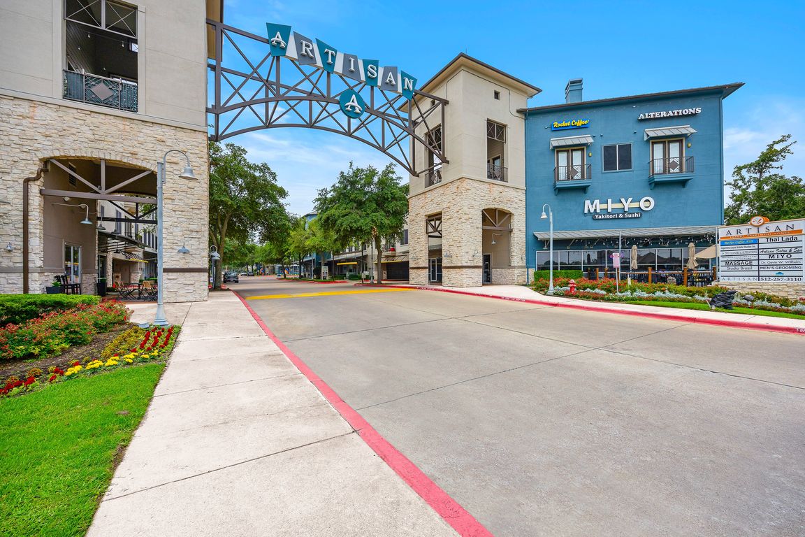 Artisan Apartments & Shops, Austin, Texas