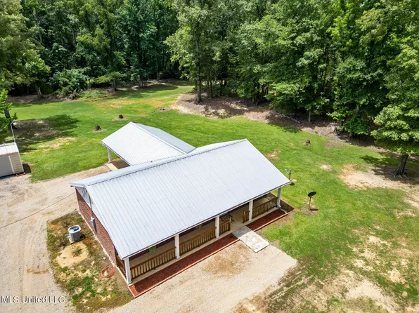 1351 Old Jackson Rd, Terry, MS 39170