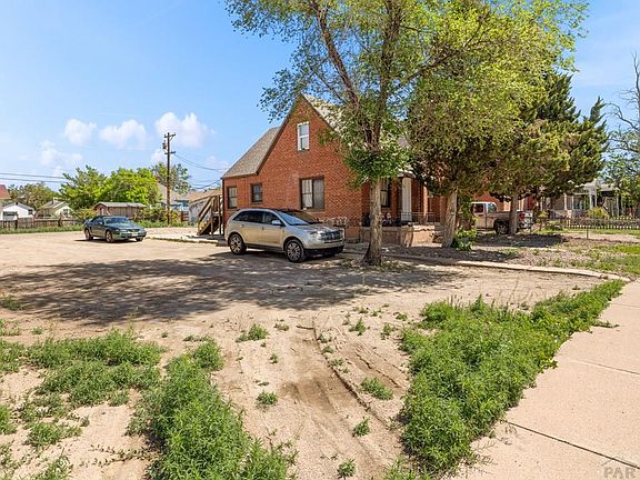 4th image of 1109 E 8th St
