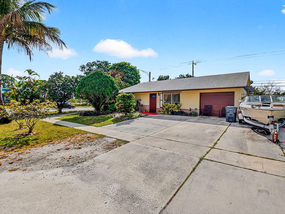 1st image of 4875 Poseidon Place