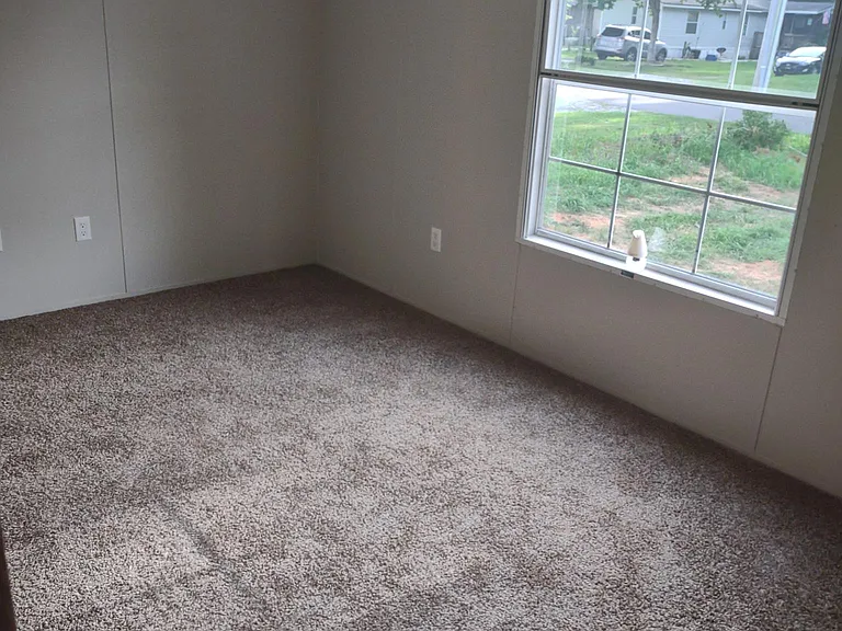 9330 Bay Pines Rd — Photo 14