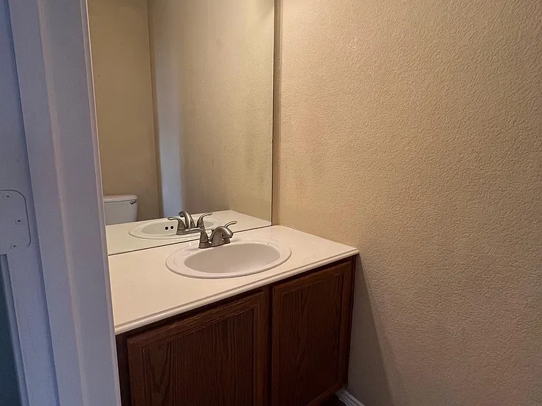 2620 Tilden Dr — Photo 20
