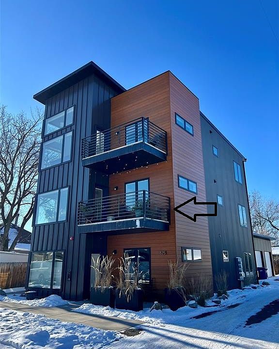 1st image of 825 Grand Ave #200