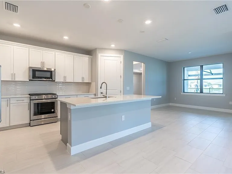 20207 Napa Loop — Photo 10