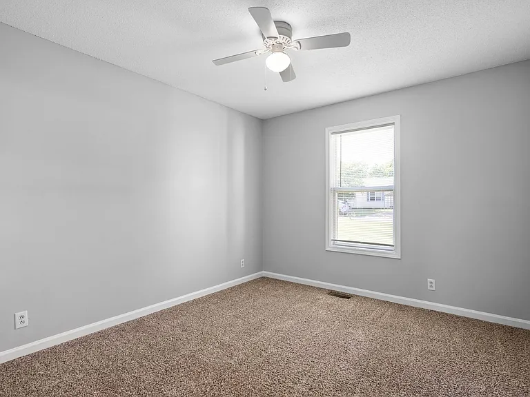 1985 Timberline Cir — Photo 16