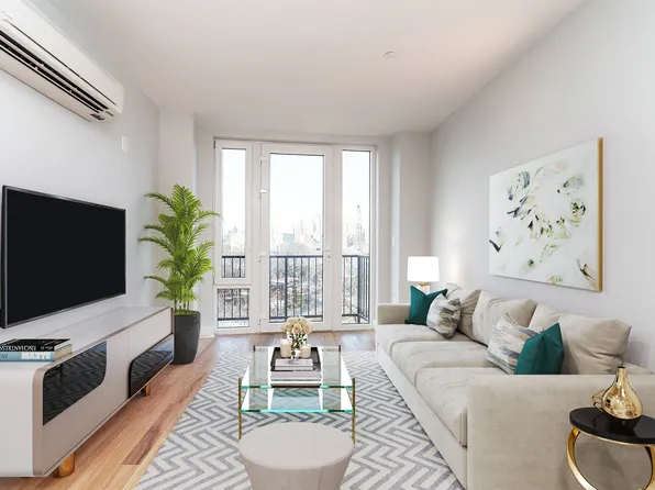 31-61 Vernon Boulevard image 2 of 75