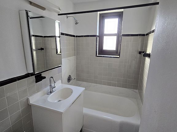 5th image of 212-04 75th Ave #1N