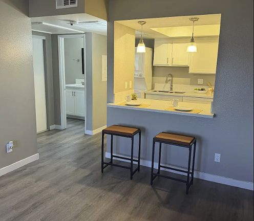 3rd image of 6424 Casada Way #8