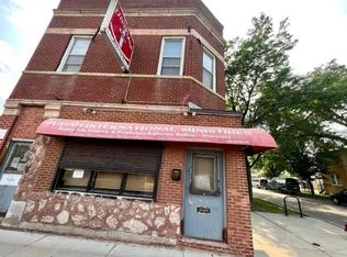 856 N Pulaski Rd #2, Chicago, IL 60651