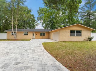 688 Claire Ln, Orange Park, FL 32073