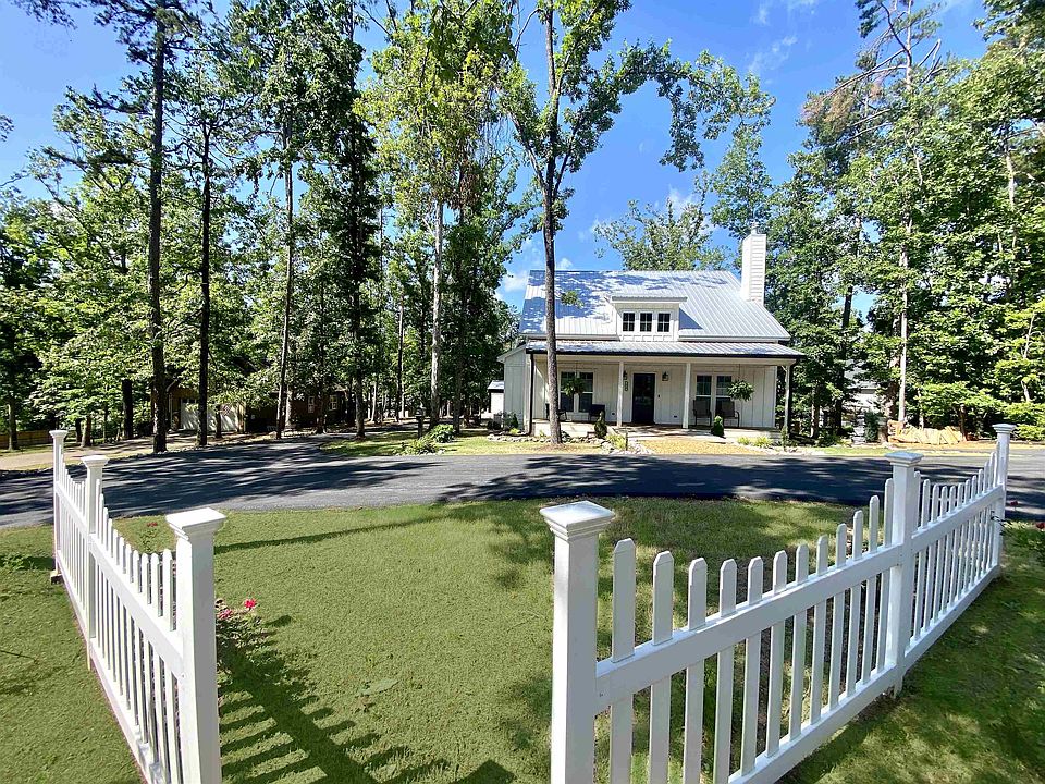 1st image of 420 Holiday Hills Ln