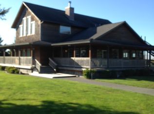 5457 Grizzly Bluff Rd, Ferndale, CA 95536