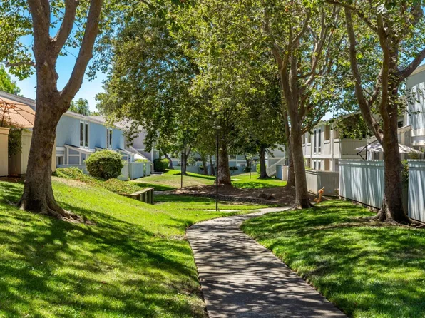 900 Southampton Road #19, Benicia, CA 94510