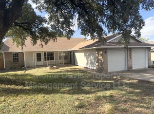 12005 Arrowwood Dr #B, Austin, TX 78727
