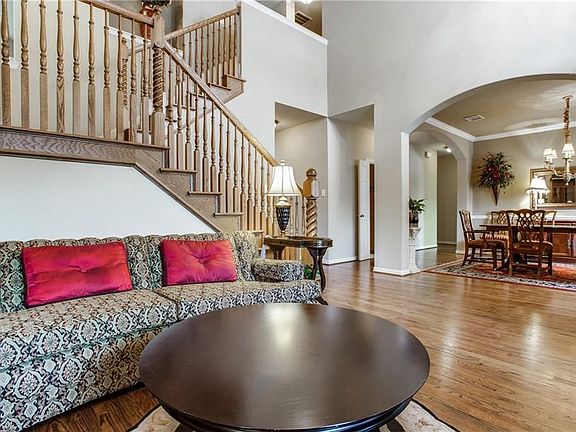 4th image of 8909 Ponderosa Dr