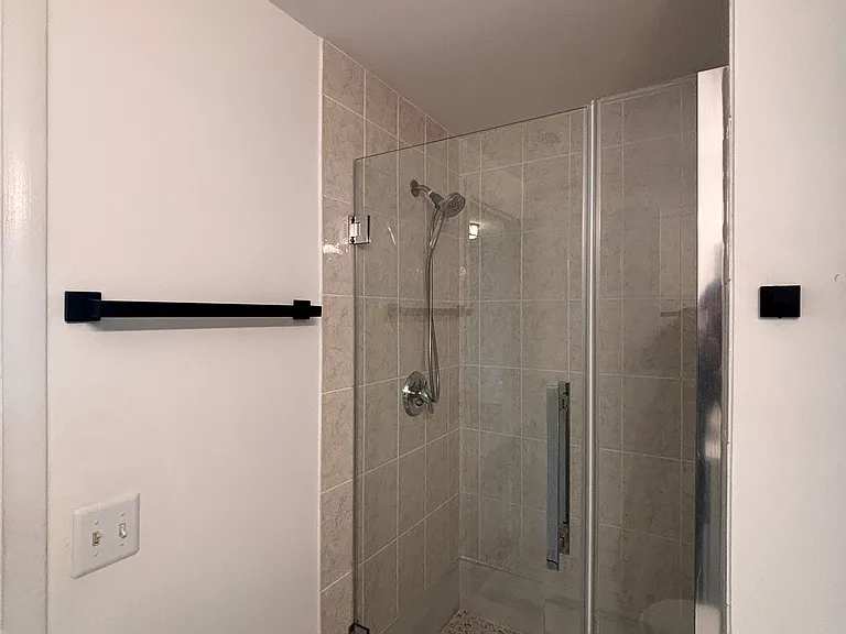 18529 Eagles Roost Dr — Photo 16