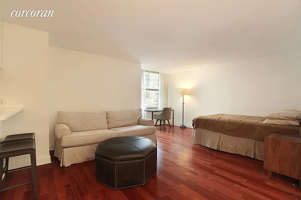 Rented by Corcoran | media 6