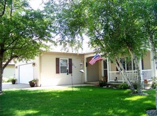 806 S 15th St, Clear Lake, IA 50428