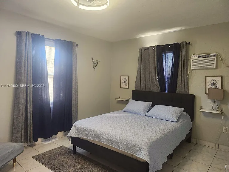 11220 NE 11th Pl #11220 — Photo 15
