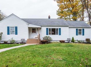 39 Birchwood Ave, Rensselaer, NY 12144