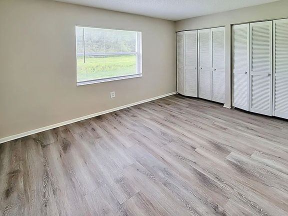 4th image of 4150 78th Ave N APT 105