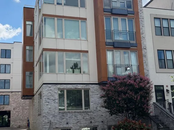915 12th St NE APT 1, Washington, DC 20002