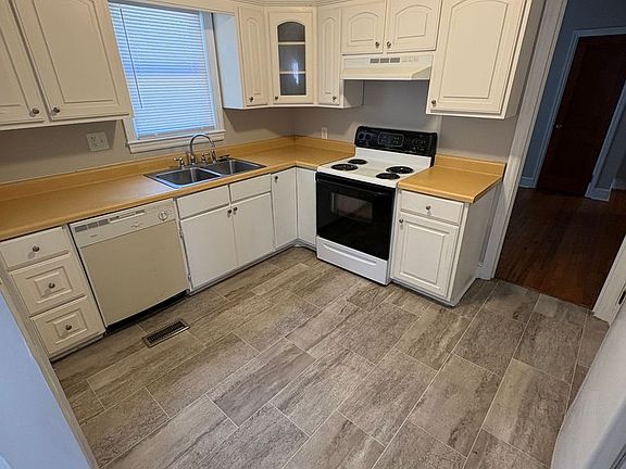 4th image of 603 E 6th St