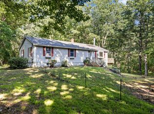 2 Walker Heights Rd, Kennebunk, ME 04043