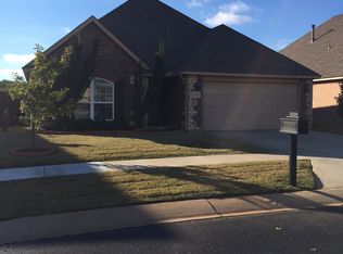 16209 Snowy Owl Dr, Edmond, OK 73013
