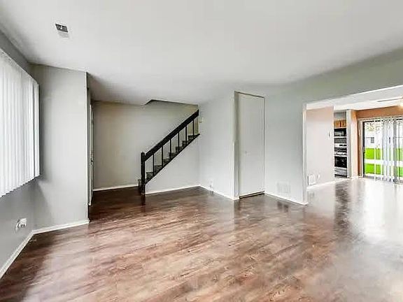 4th image of 1001 Bayside Dr