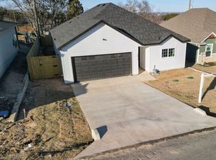 3017 Brazos River Dr, Granbury, TX 76048