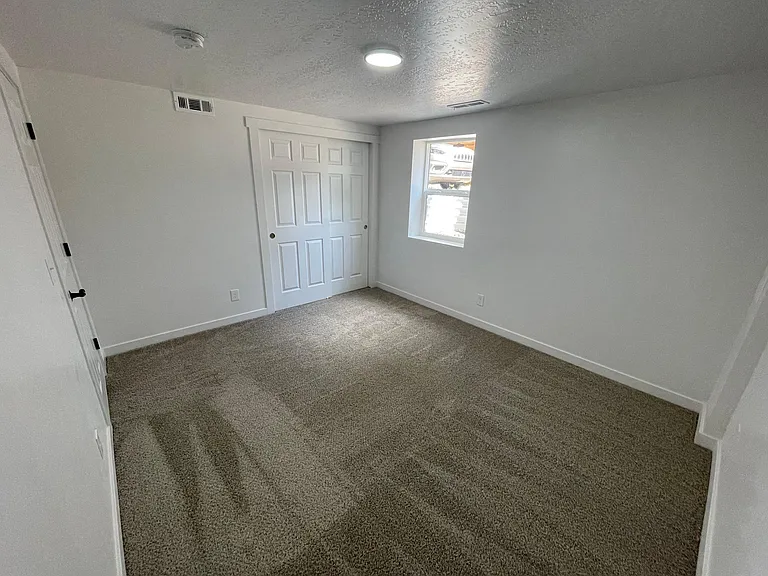 1603 S Major St — Photo 14