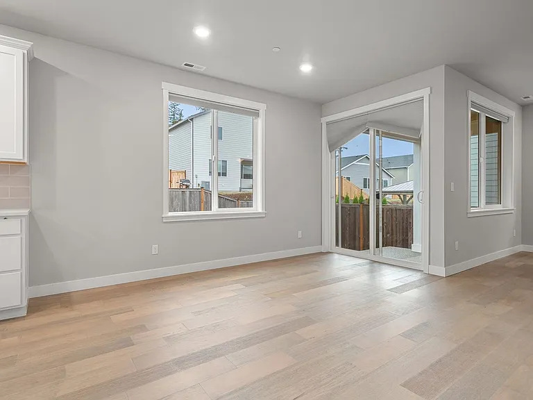 1424 Baker Heights Loop — Photo 12
