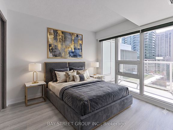 2nd image of 17 Bathurst St #903