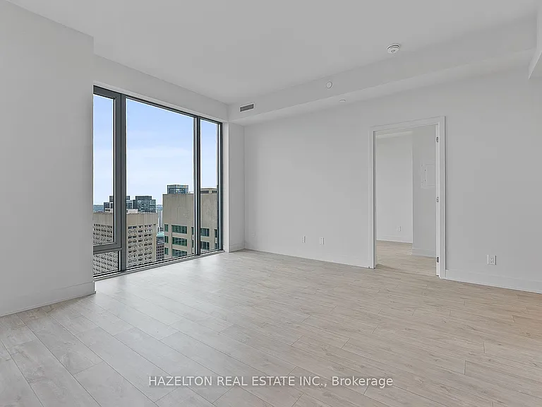 8 Cumberland St #4307 — Photo 18