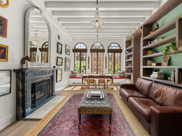 29 East 9th Street image 10 of 11